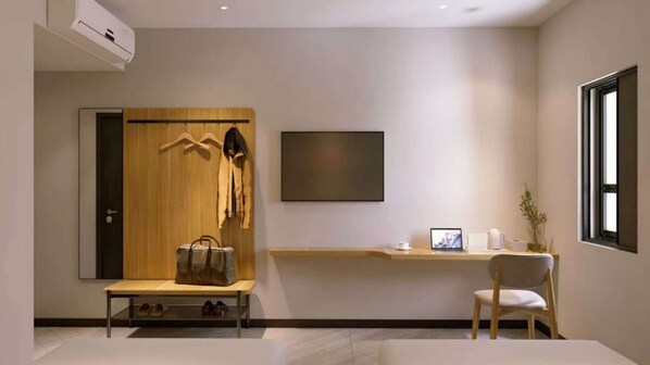 Superior Double or Twin Room | Free minibar items, desk, laptop workspace, blackout drapes - Seven Days Hotel (Duc Hoa)