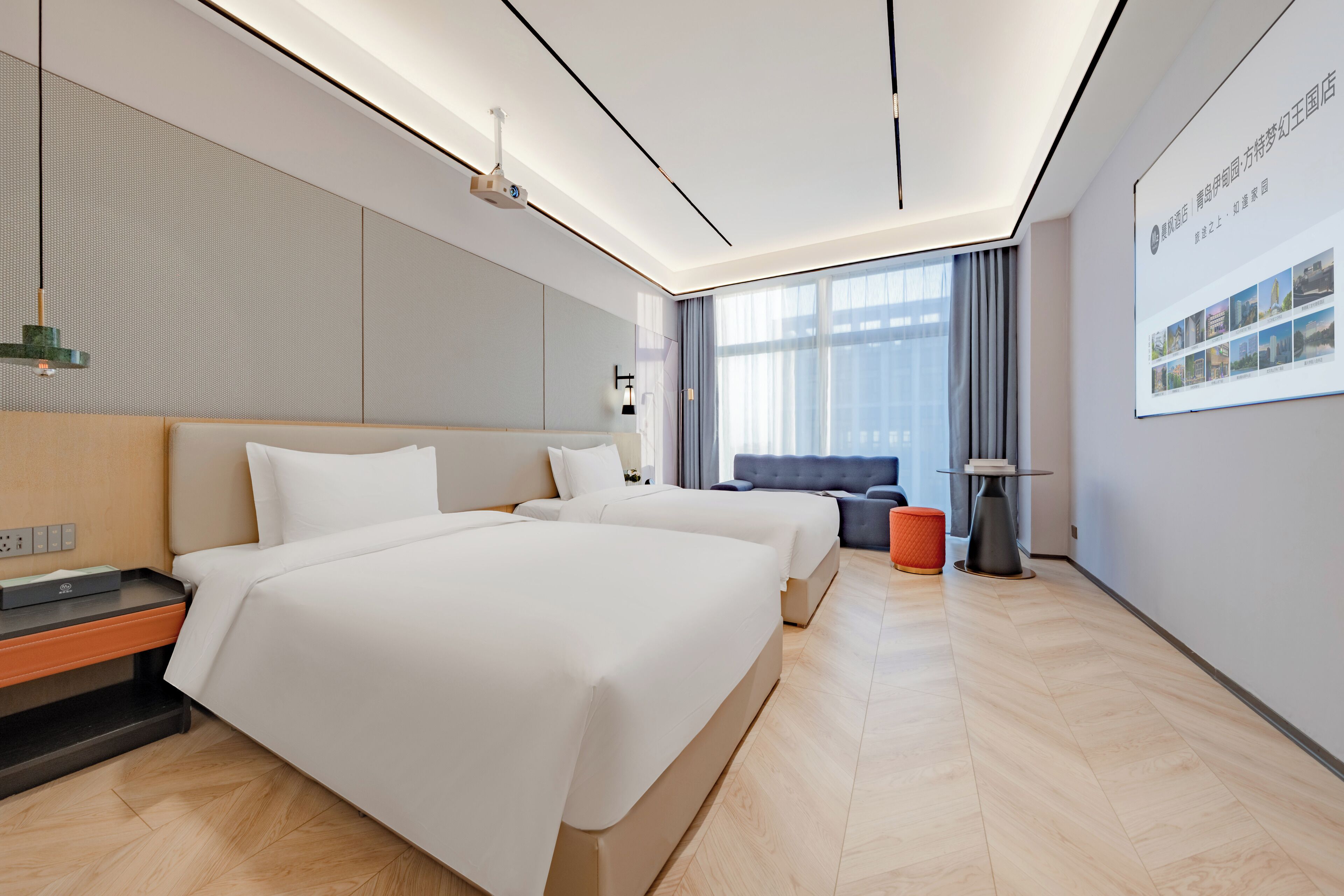 Superior-værelse med 2 enkeltsenge | Skrivebord, arbejdsområde til bærbare computere, mørklægningsgardiner