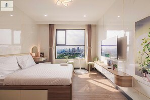 Deluxe-Zimmer, 1 Queen-Bett, Nichtraucher, Stadtblick | Hochwertige Bettwaren, Schreibtisch, Verdunkelungsvorhänge