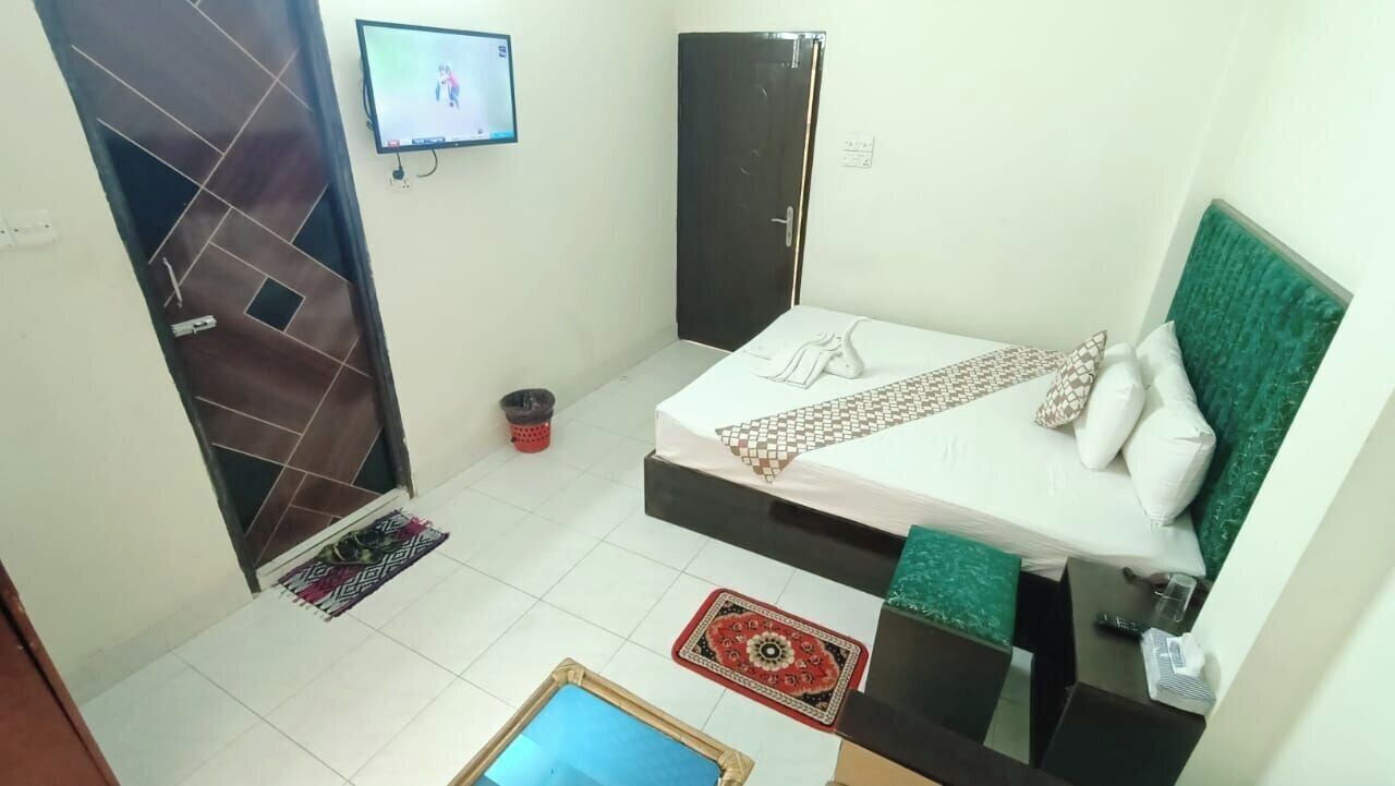 Bathtub, perlengkapan mandi gratis, handuk, dan sabun