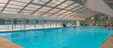 Piscine couverte, piscine chauffée