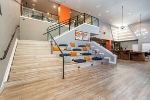 Lobby - Locale Fort Worth (Fort Worth)