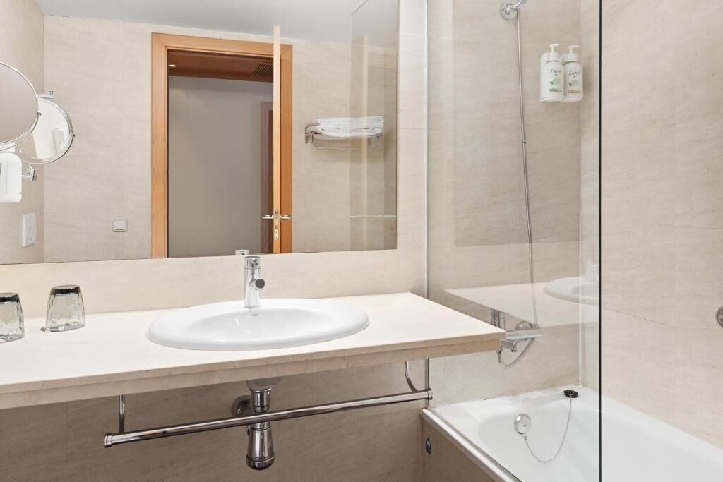 Habitación triple | Baño