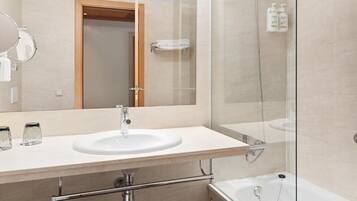 Habitación triple | Baño