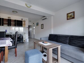 Unclassified image, 5 of 25, button - Beach Vibes by Interhome (Rogoznica)