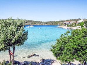 Beach nearby - Beach Vibes by Interhome (Rogoznica)