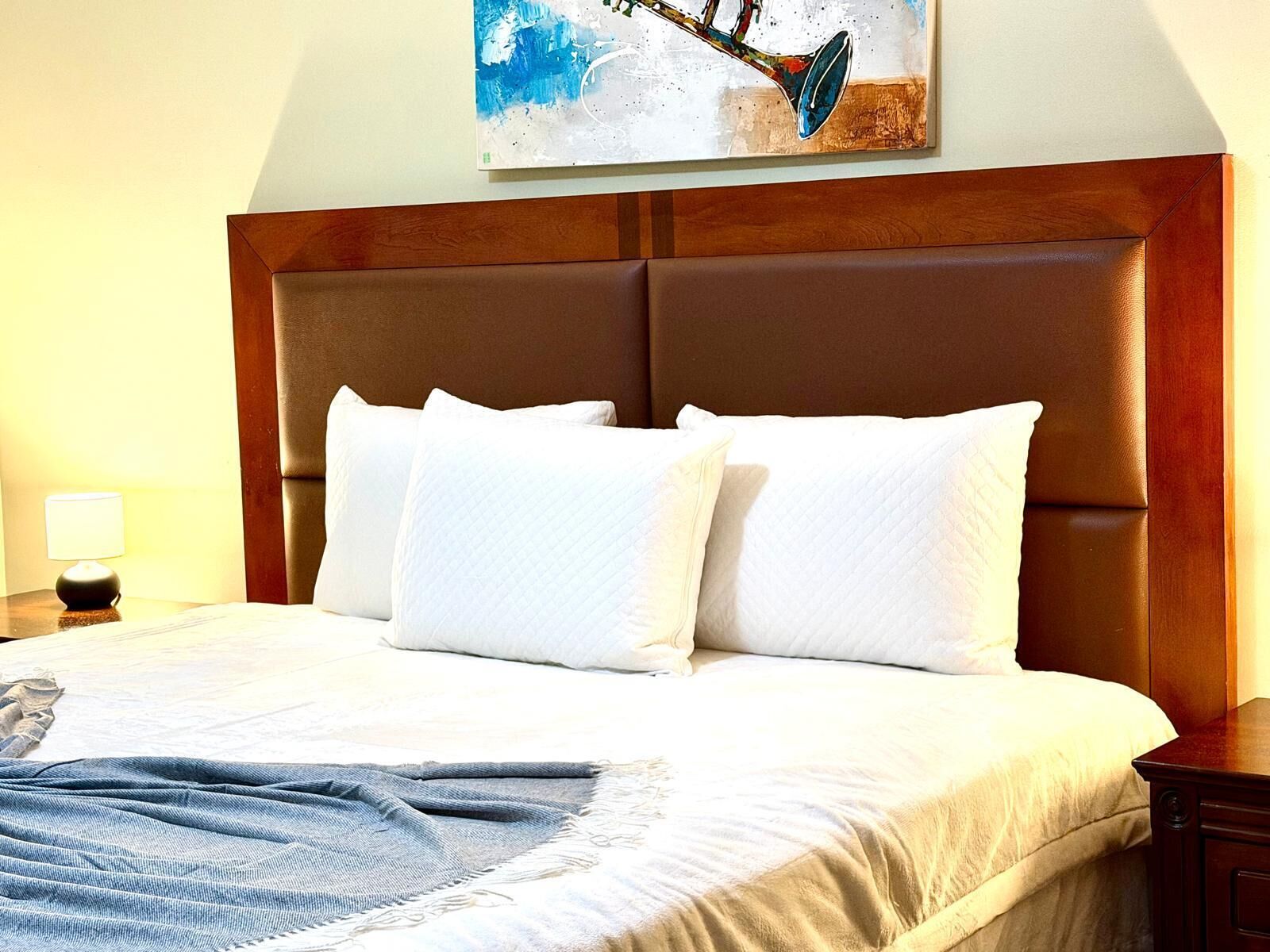 Wifi gratis y ropa de cama 