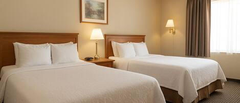 Rom – standard, 2 queensize-senger | Wi-fi (inkludert) og sengetøy