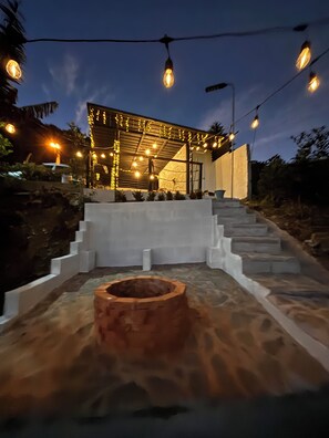 Terrace/patio - Live the Avani experience: boutique cabin with a view of the city of Santiago ✨🌄 (Santiago de los Caballeros)