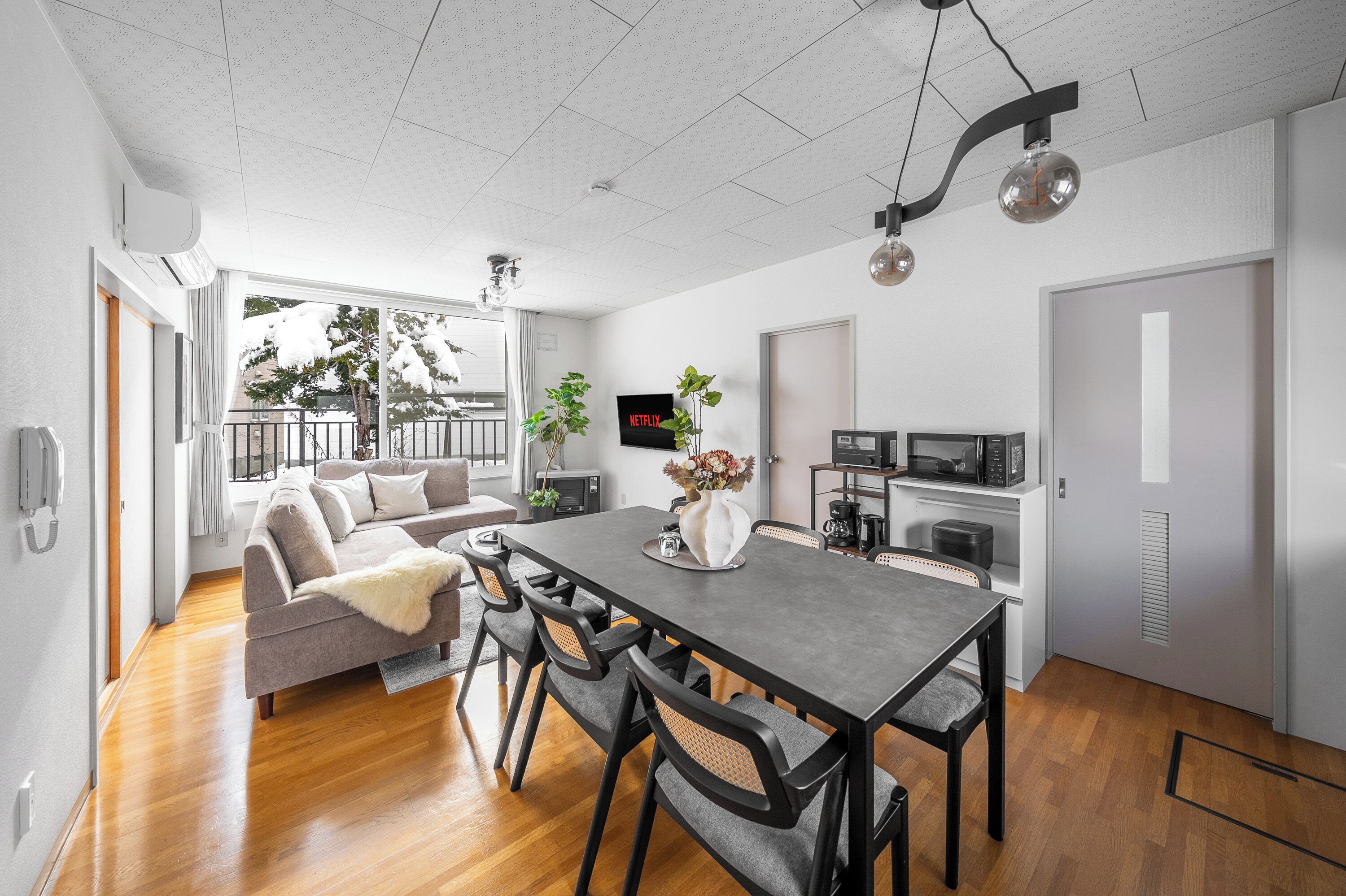 In-room dining