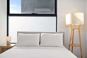 1 bedroom, WiFi, bed sheets - One-Bed Apartment Close to Cafés and Coast (Port Melbourne)