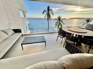 Outdoor dining - Lux Beachfront 4BR + Outdoor Kitchen | Panarea 2D (Bucerías)