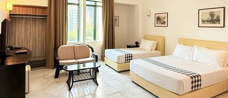 Superior Triple Room, Non Smoking | Desk, free WiFi