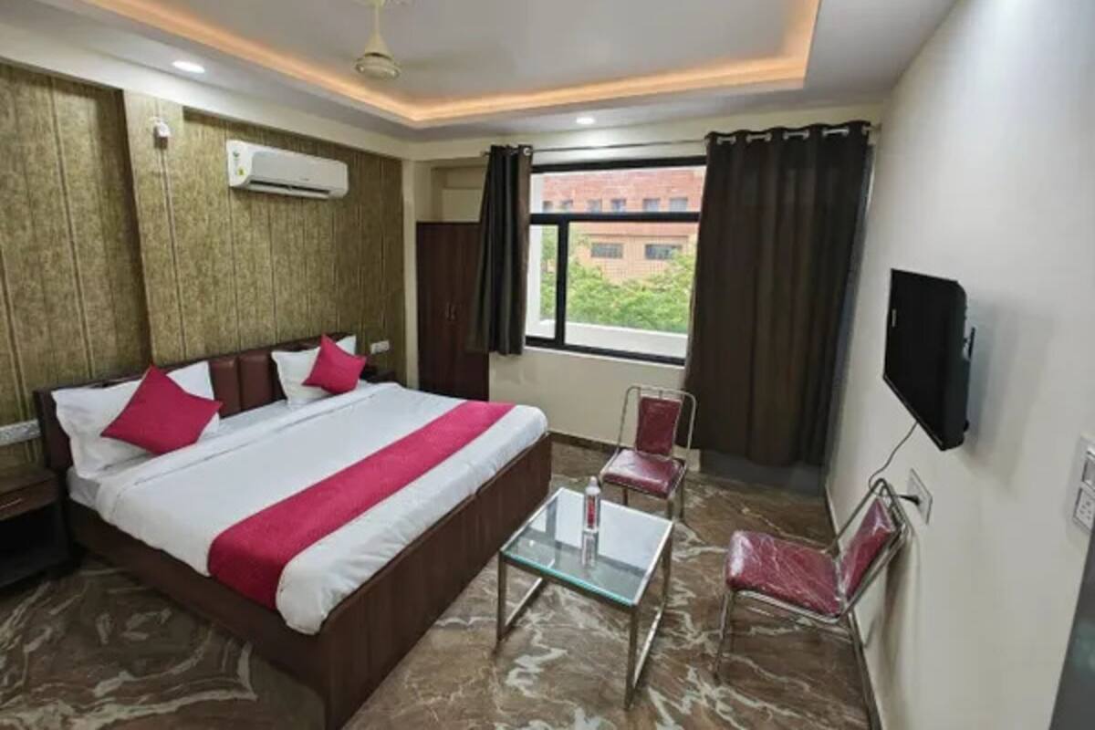 Deluxe Room | Egyptian cotton sheets, premium bedding, in-room safe, free WiFi