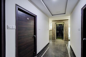 Lobby - Fabhotel Pgr Guest Inn (Hyderabad)