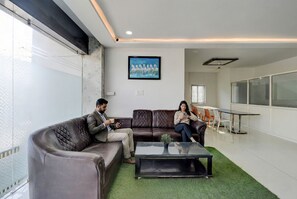 บริเวณนั่งเล่นที่ล็อบบี้