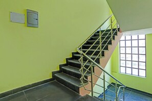 Staircase - Fabhotel Dwarika Inn (Varanasi)