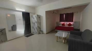 Egyptian cotton sheets, premium bedding, in-room safe, free WiFi