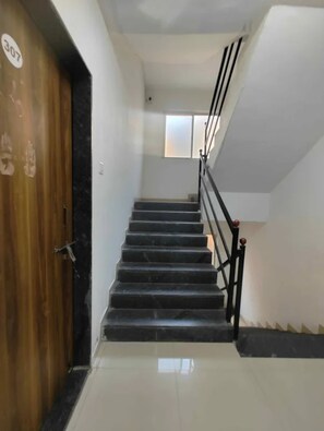 Staircase - Fabhotel Nakshtram Stay Inn (Paud)