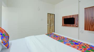 Egyptian cotton sheets, premium bedding, in-room safe, free WiFi