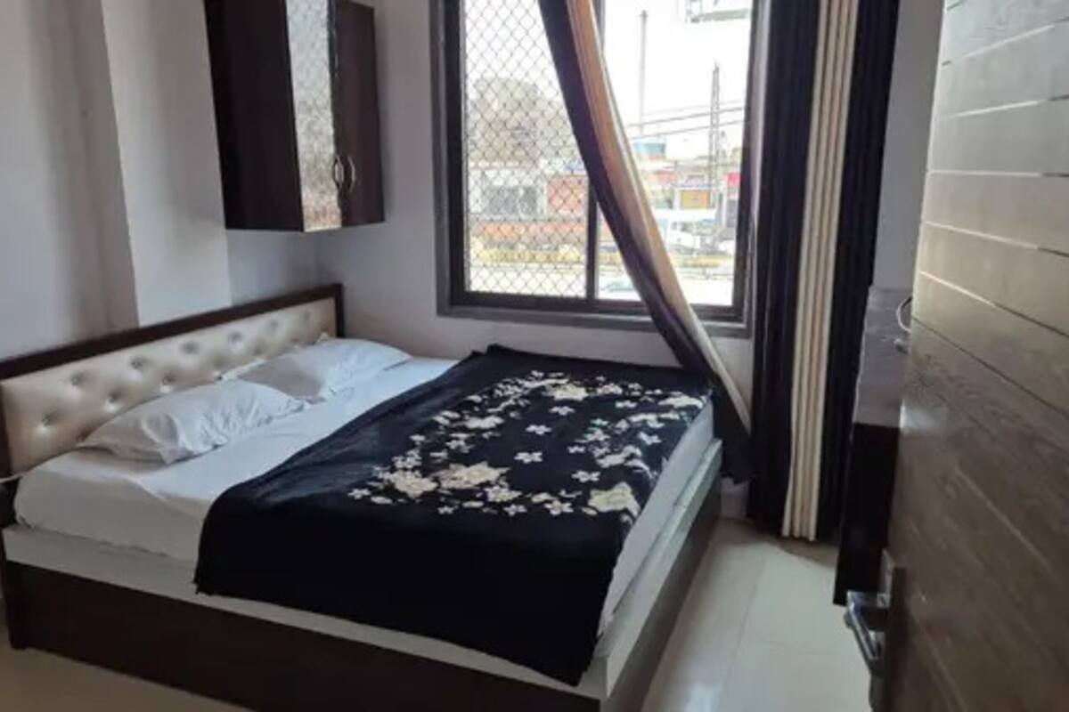 Deluxe Room | Egyptian cotton sheets, premium bedding, in-room safe, free WiFi