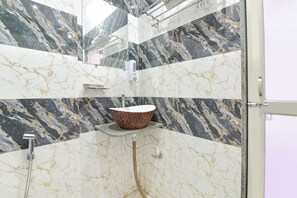 Buồng tắm vòi sen, vòi sen phun mưa, đồ dùng nhà tắm miễn phí 