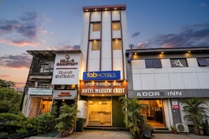 Exterior - Fabhotel Majestic Crest (Mumbai)