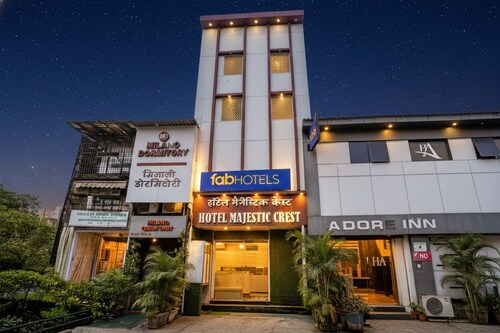 Fabhotel Majestic Crest