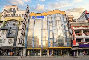 Property entrance - Fabhotel Shivdev International (New Delhi)