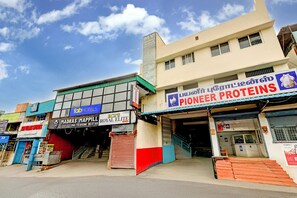 Exterior - Fabhotel Ecr’S Royal Elite (Chennai)