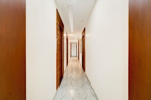 Lobby - Fabhotel Ecr’S Royal Elite (Chennai)