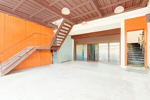 Parking - Fabhotel Ecr’S Royal Elite (Chennai)