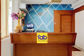 Reception - Fabhotel Ecr’S Royal Elite (Chennai)
