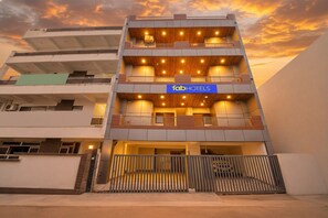 Exterior - Fabhotel City Charm (Dehradun)