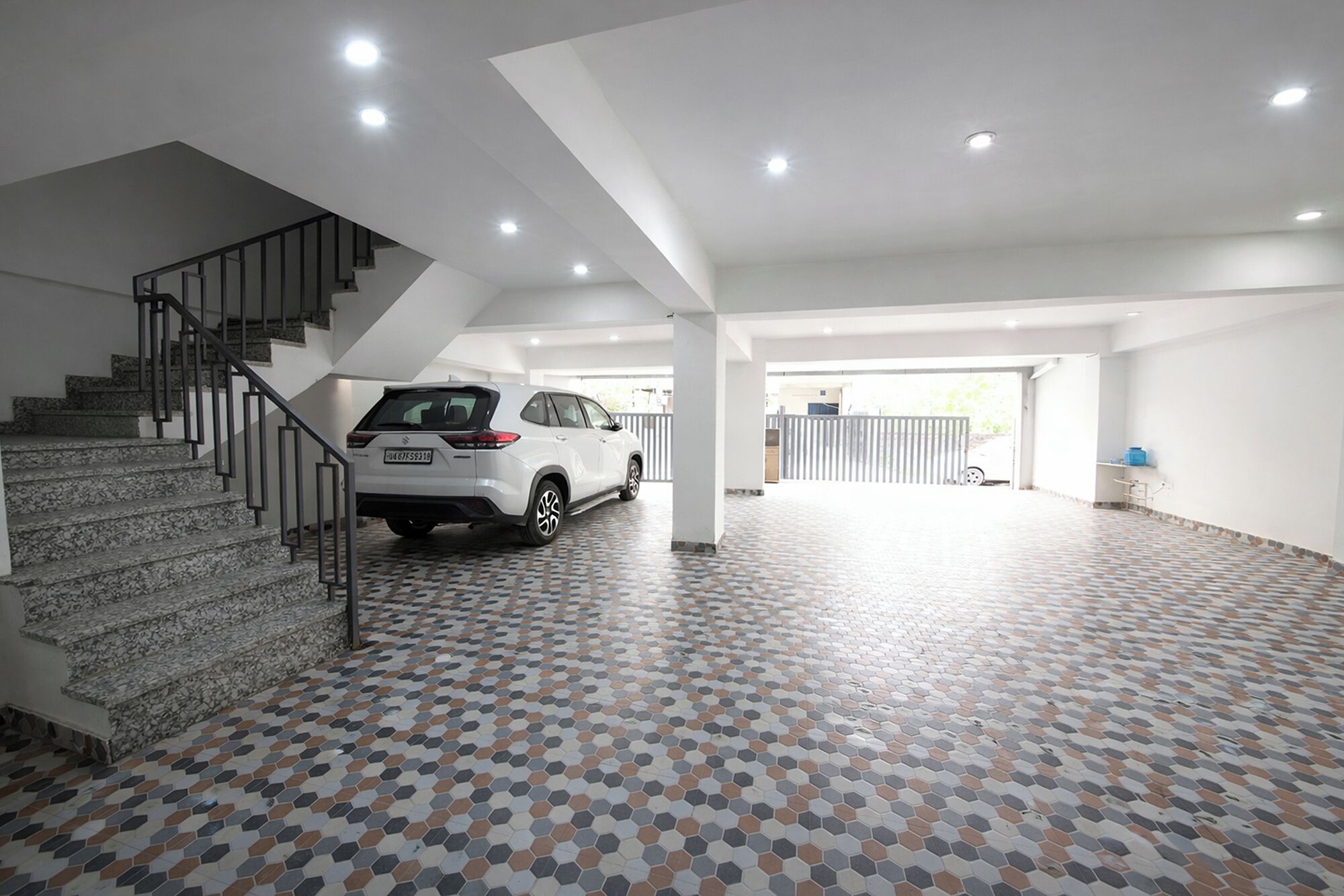 موقف سيارات