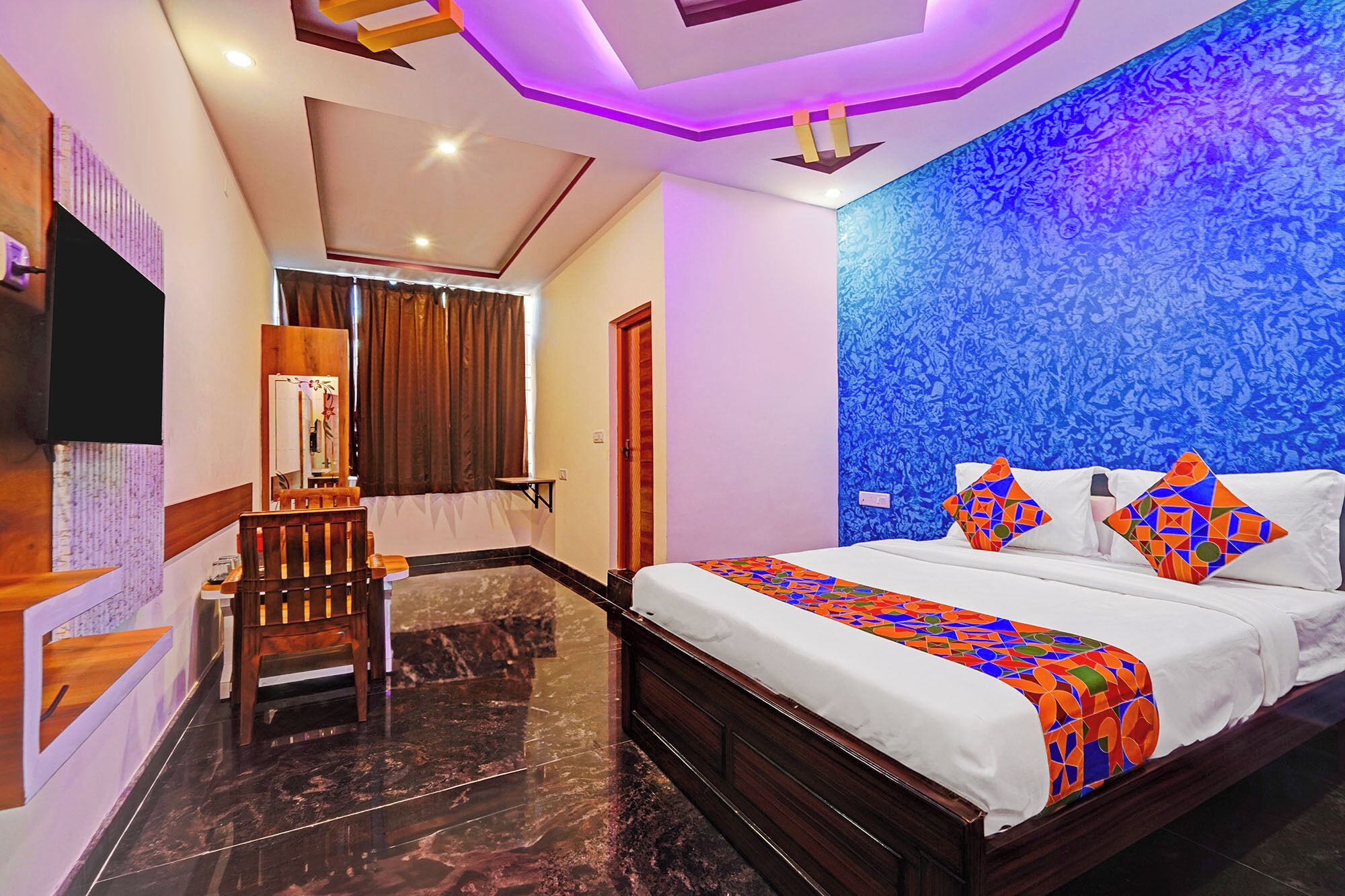 Premium Room | Egyptian cotton sheets, premium bedding, in-room safe, free WiFi