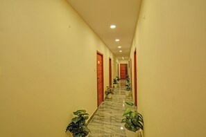 Lobby - Fabhotel Casa Grand Ecil (Hyderabad)