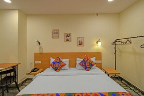 Egyptian cotton sheets, premium bedding, in-room safe, free WiFi - Fabhotel Casa Grand Ecil (Hyderabad)