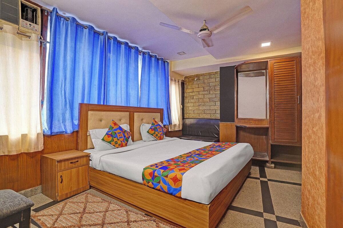 Deluxe Room | Egyptian cotton sheets, premium bedding, in-room safe, free WiFi