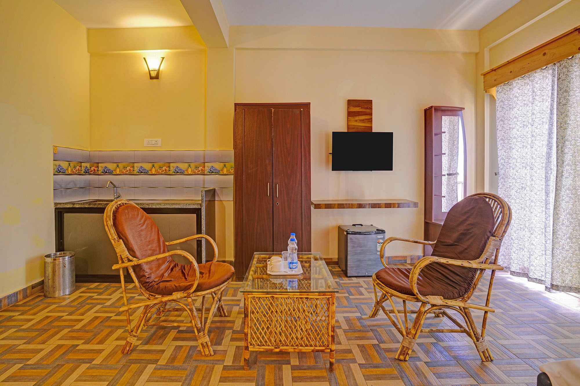 Egyptian cotton sheets, premium bedding, in-room safe, free WiFi