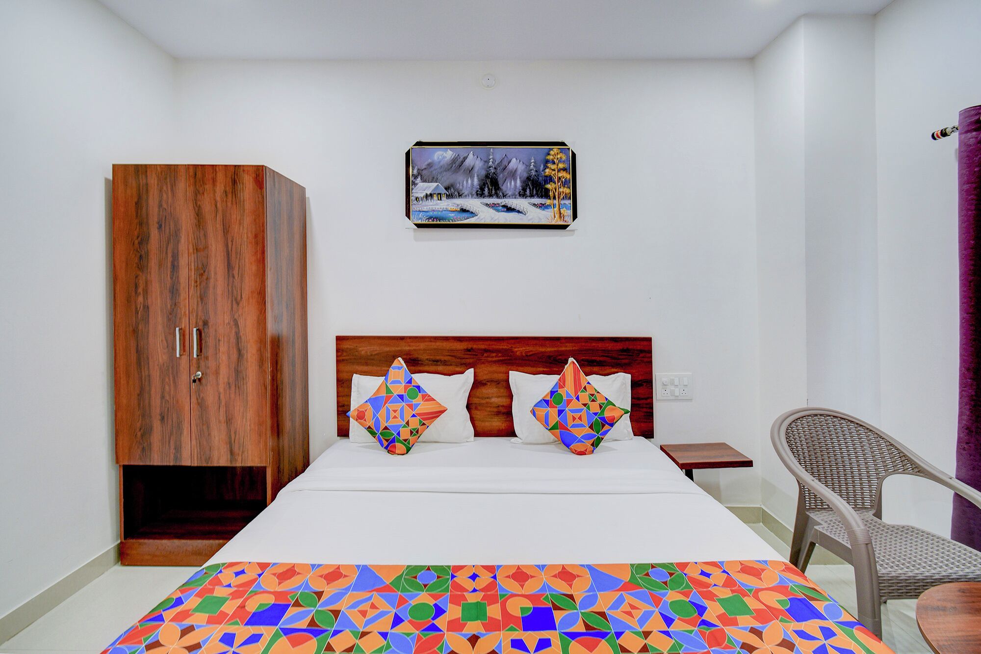 Egyptian cotton sheets, premium bedding, in-room safe, free WiFi