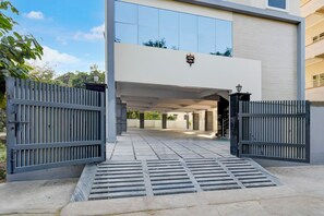 Entrée de l’hébergement