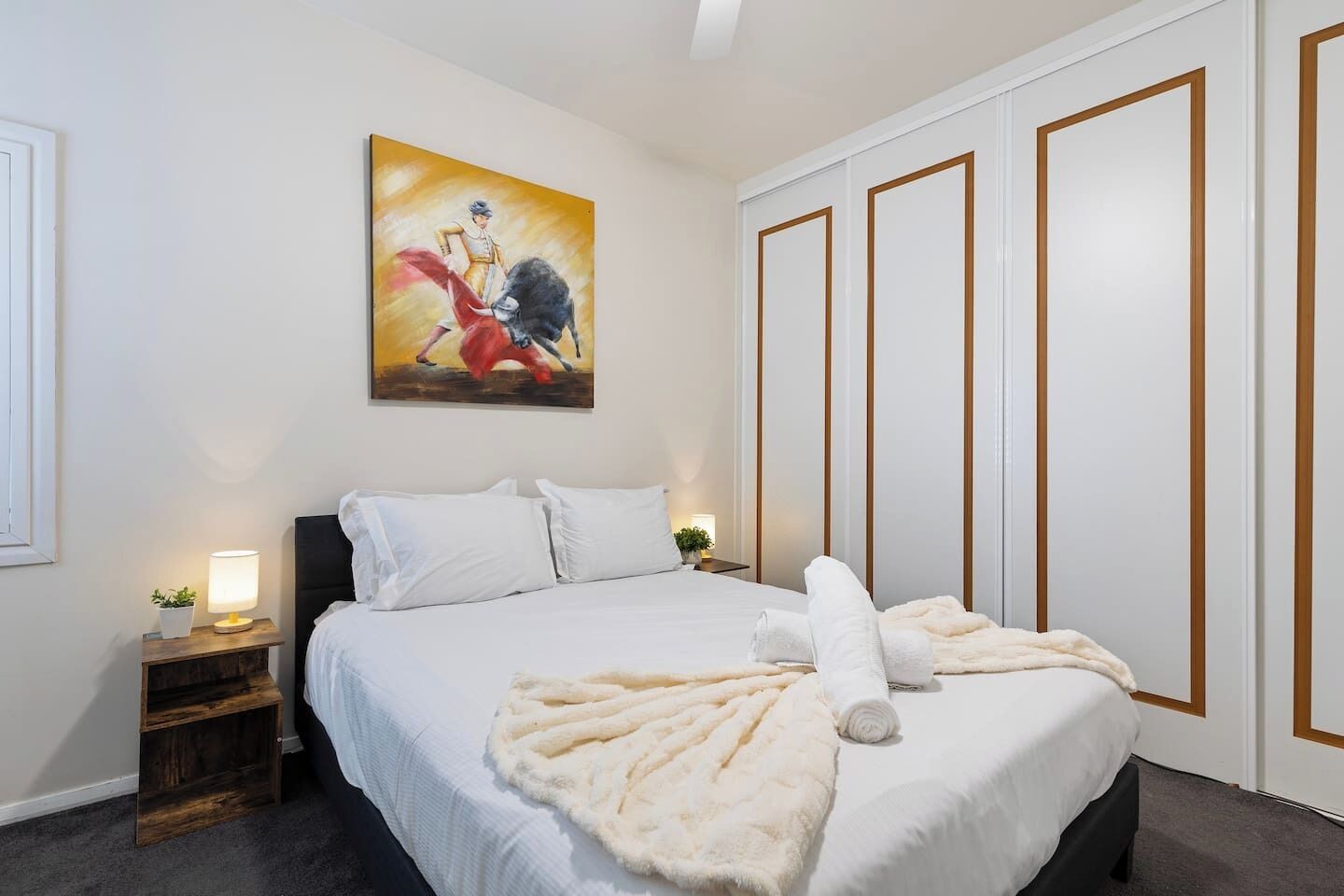 WiFi、ベッドシーツ