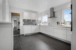 Hus, 3 soverom, balkong | Innvendig