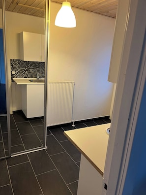 Talo, 3 makuuhuonetta, parveke | Sisätilat