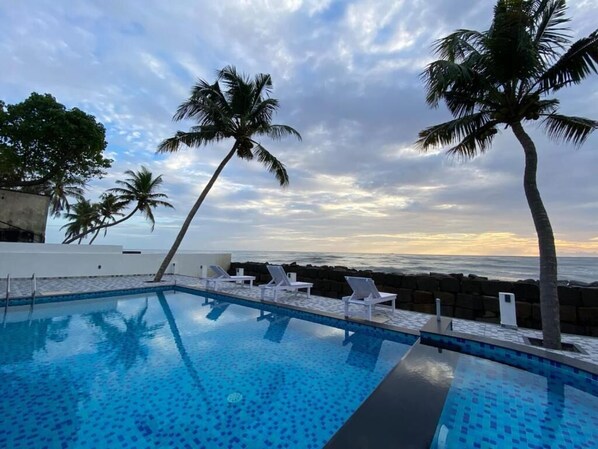 15 outdoor pools - Breakwater Resort by Z Vacations (Kochi)