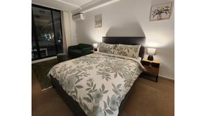 1 chambre, fer et planche à repasser, Wi-Fi gratuit, draps fournis