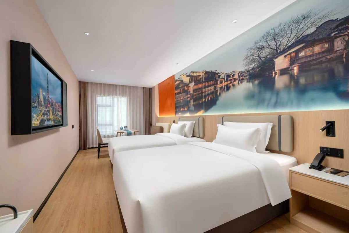 Blackout drapes, soundproofing, iron/ironing board, free WiFi