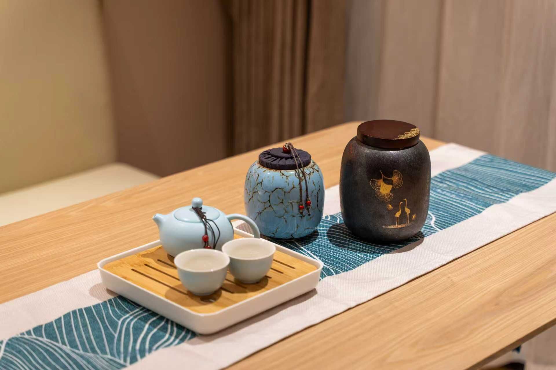 Blackout curtains, soundproofing, iron/ironing board, free WiFi