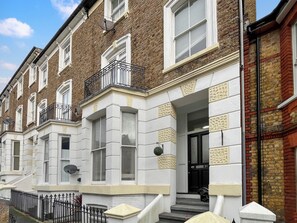 Exterior detail - 1 bedroom accommodation in Broadstairs (Broadstairs)
